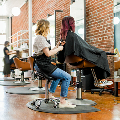 saloon and beauty sub image three